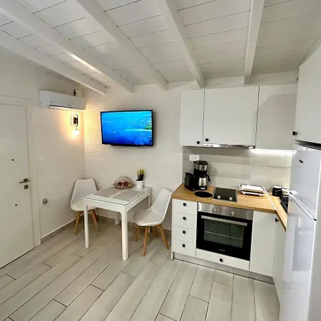 Orient 아파트 아노 시로스